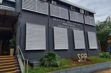 Estaba preso por matar a su madrastra y escapó sin ser visto durante una tormenta