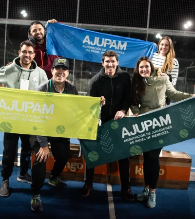 El pádel crece en Mendoza.