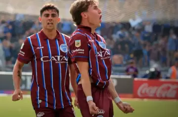 Panathinaikos sube la oferta por Santino Andino y sueña con el futbolista de Godoy Cruz