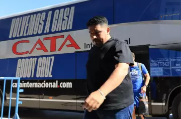 Un club a la deriva: todos dan afuera a Omar Asad, pero en Godoy Cruz no habla nadie