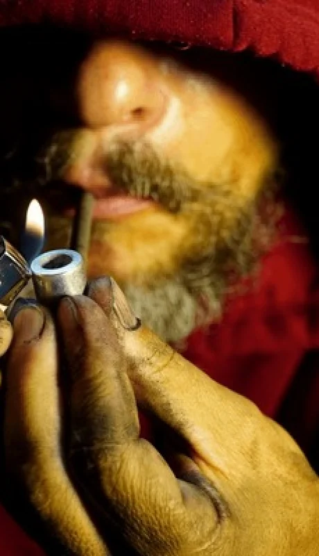 Crack en la calle: por qué se dispara el consumo y qué efectos genera.