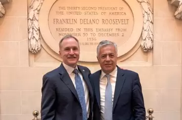 Cornejo y el embajador de EE.UU. analizaron prosibles inversiones en minería