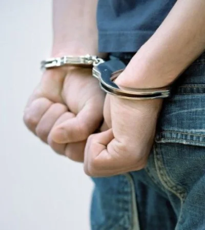 La propuesta, que ya genera tensiones en el nuevo mapa legislativo, promete convertirse en uno de los primeros debates fuertes del Congreso renovado.