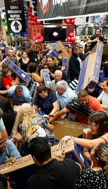 Caos en el Black Friday en Ciudad del Este.