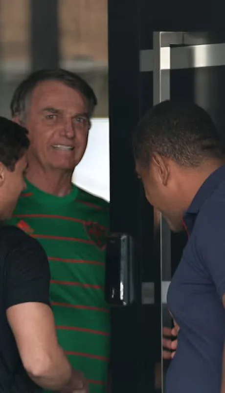 Bolsonaro al momento de ser detenido.