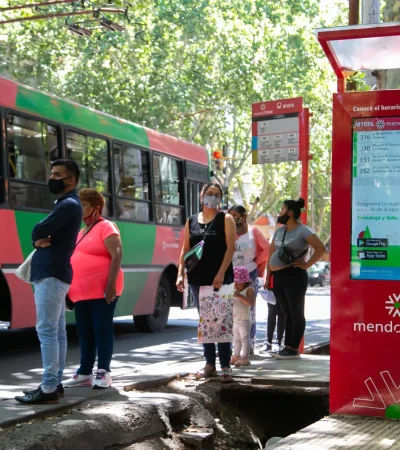 Debido a las obras en la zona de la Terminal, varias líneas de colectivos debieron modificar sus paradas habituales y circulan con demoras.