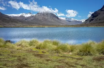 Termas El Sosneado: El oasis de aguas calientes en la montaña mendocina que podés visitar gratis