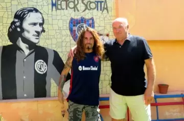 A 50 años de la gloria deportiva de Héctor "Gringo" Scotta con el récord vigente del fútbol argentino