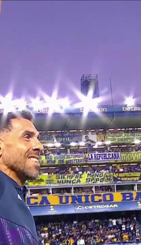 Tevez tras ingresar a La Bombonera