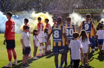 Pasillo de la polémica: El Tribunal de Disciplina cita a Estudiantes por darle la espalda a Rosario Central