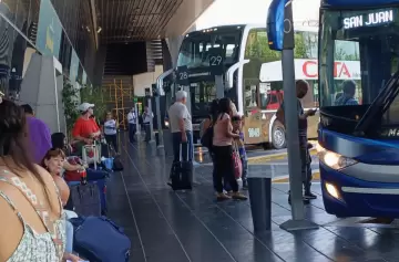El termómetro del verano: qué dicen los choferes sobre el turismo en Mendoza