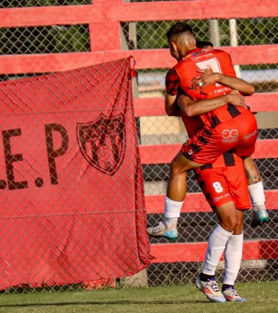 Fadep y uno de sus diez festejos de cara a su tribuna