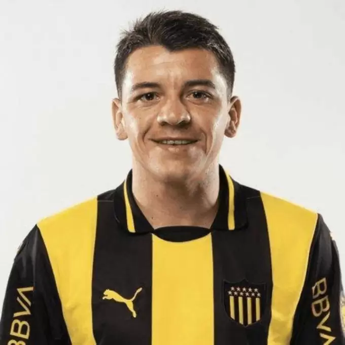 García se desempeña en Peñarol de Paraguay.