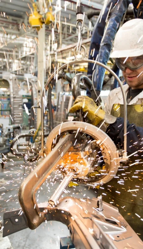 El sector manufacturero fue el más remiso para crecer