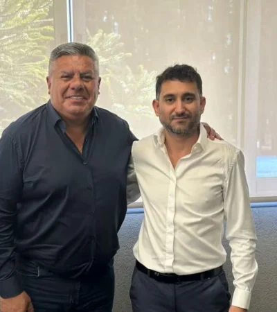 Chiqui Tapia y  Maximiliano Vallejo, dueño de Sur Finanzas.