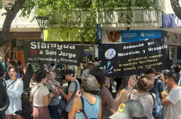 Diputados debate el proyecto minero en Uspallata en medio de fuertes movilizaciones