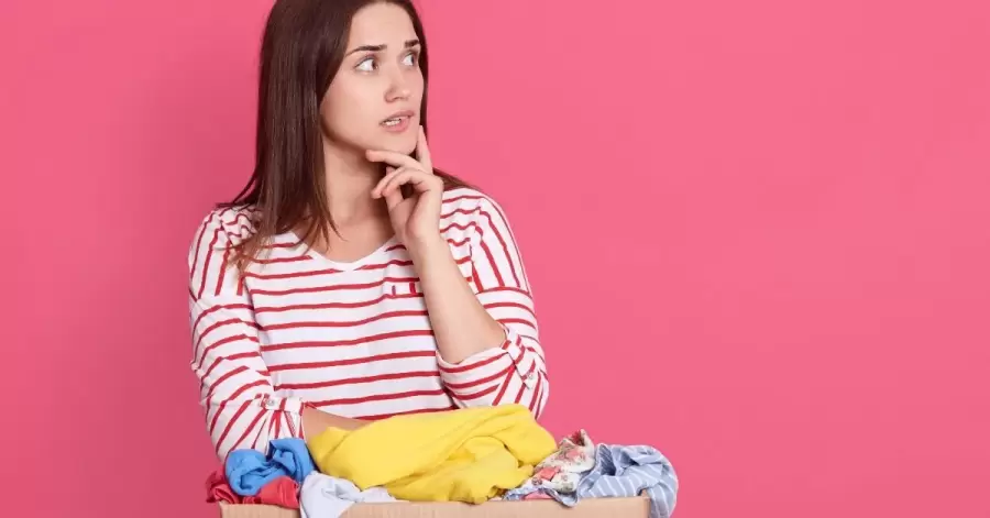 "Yo recuerdo haberlo dejado en...", y el recuerdo aflora como manantial.