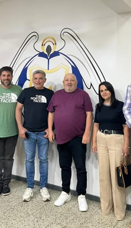 Omar Sperdutti junto a los representantes de las prestadoras médicas