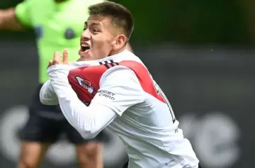 Echeverri, Vega y Gondou: los tres nombres que River busca para renovar el plantel