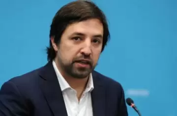 Kreplak cargó contra la campaña anti vacunas: "Buscan la destrucción del derecho a la salud"