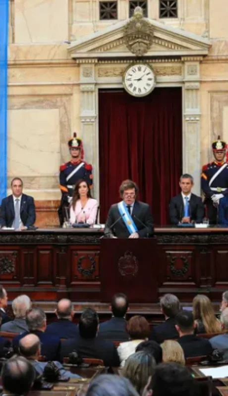 El Gobierno acelera Presupuesto y reforma laboral tras el nuevo Congreso