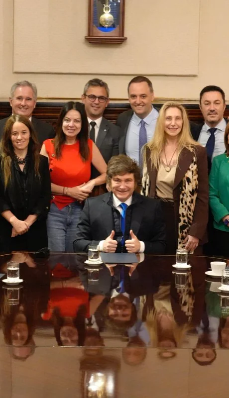 Javier Milei encabezó la Reunión de Gabinete en la que participaron Presti y Monteoliva.