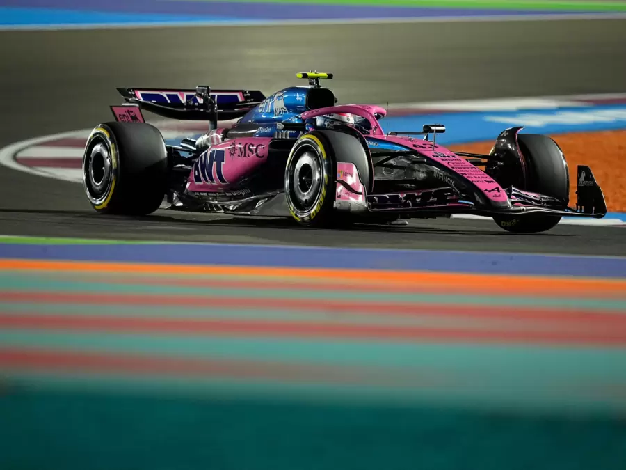 "Fue todo culpa mía", admitió el conductor expresando humildad y frustración ante los resultados.