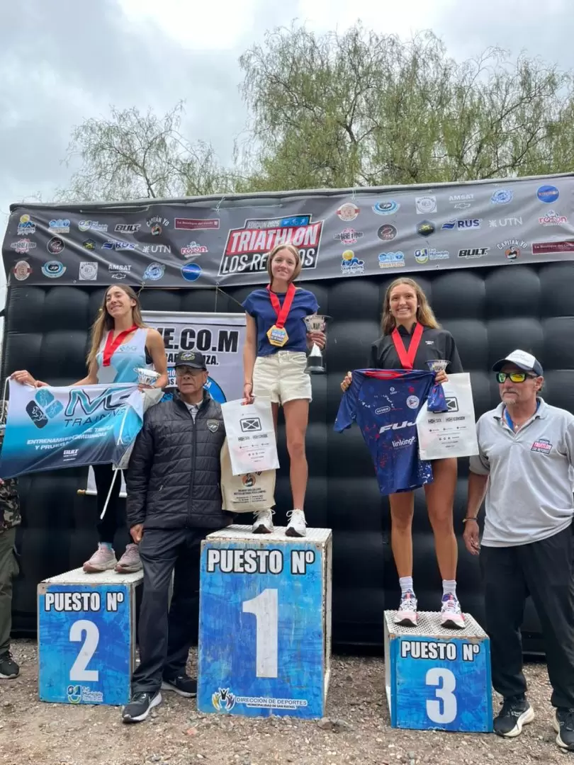 El podio de Elite femenino en Los Reyunos