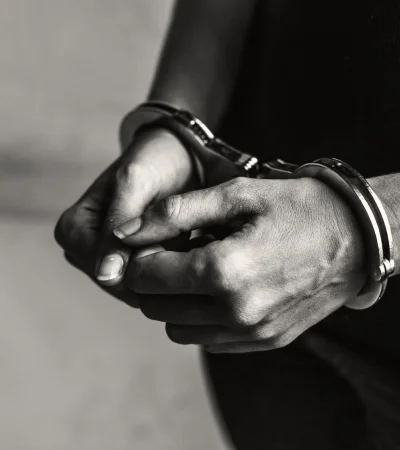 Nuevo esquema penal: aumentan las penas y se restringe la libertad anticipada.