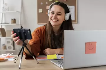 La IA sacude al mundo influencer: cómo cambia el marketing digital