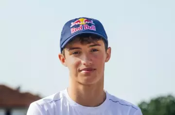 La decisión de Mattia Colnaghi que lo unirá con Colapinto y Varrone en la élite del automovilismo