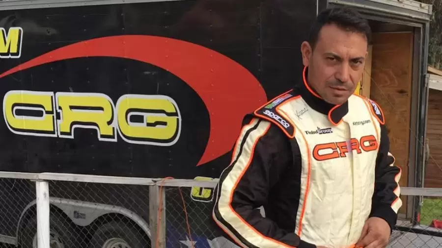 Mauricio Aparo, con su traje de corredor.