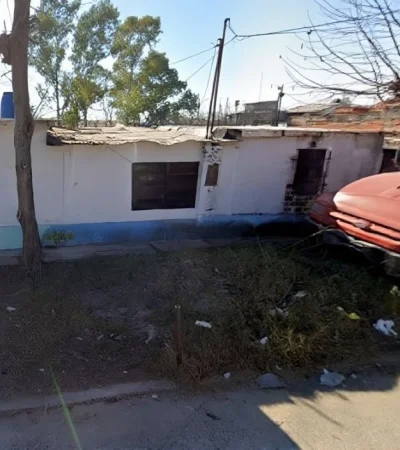 El cuerpo fue hallado envuelto en una frazada, entre dos camiones estacionados.