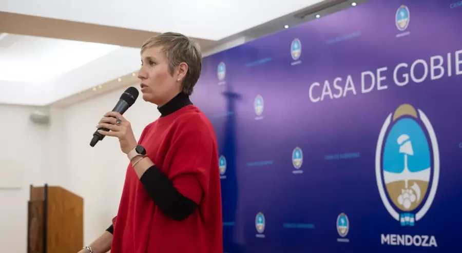 La ministra Jimena Latorre