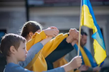 Denuncian 165 "Campos de Reeducación" rusos para niños de Ucrania, Incluyendo Corea del Norte