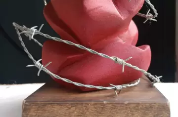 La mirada infinita: la muestra que honra la vida, el arte y la lucha de Sol Ruggeri Canal