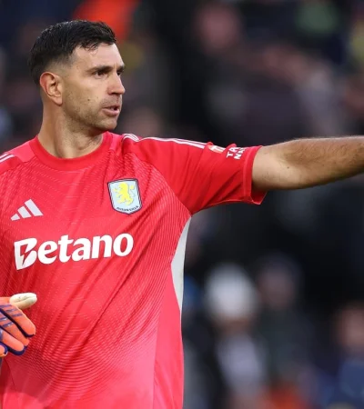 Gran partido del Dibu Martinez