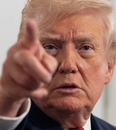 Donald Trump endurece la postura de Washington hacia la región: el nuevo "Corolario" exige alineación total y pone fin a la ambigüedad diplomática.