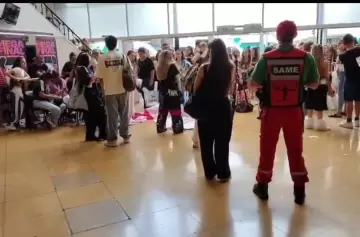 Clausuraron un teatro porteño tras descompensación masiva por presunta sobreventa de entradas