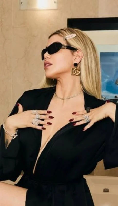 La ostentación navideña que mostró Wanda Nara en sus redes se transformó en una señal directa -y nada sutil- hacia Mauro Icardi y la China Suárez