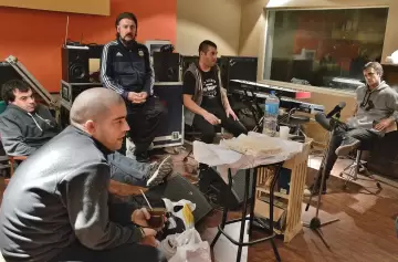 Impidieron viajar al baterista de Don Osvaldo por una falsa amenaza de bomba en el aeropuerto de Mendoza