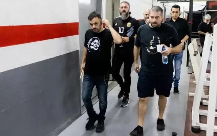 Escándalo en Mendoza: Impidieron viajar al baterista de Don Osvaldo por una falsa amenaza de bomba en el aeropuerto.