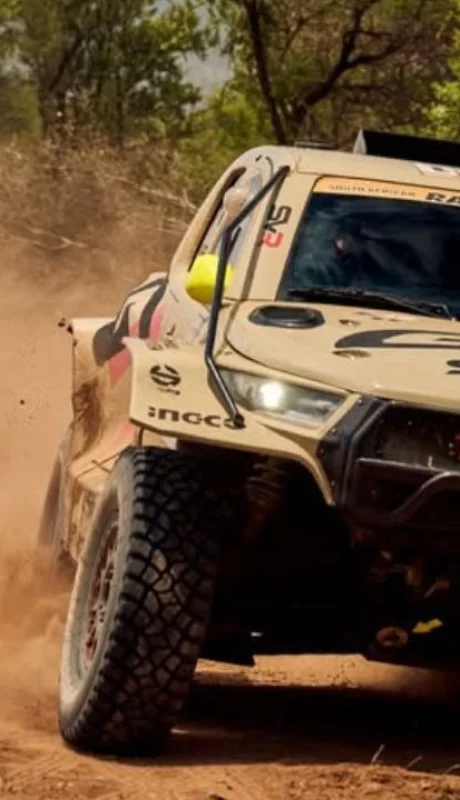 Juan Cruz manejará una Toyota oficial en el Dakar 2026.