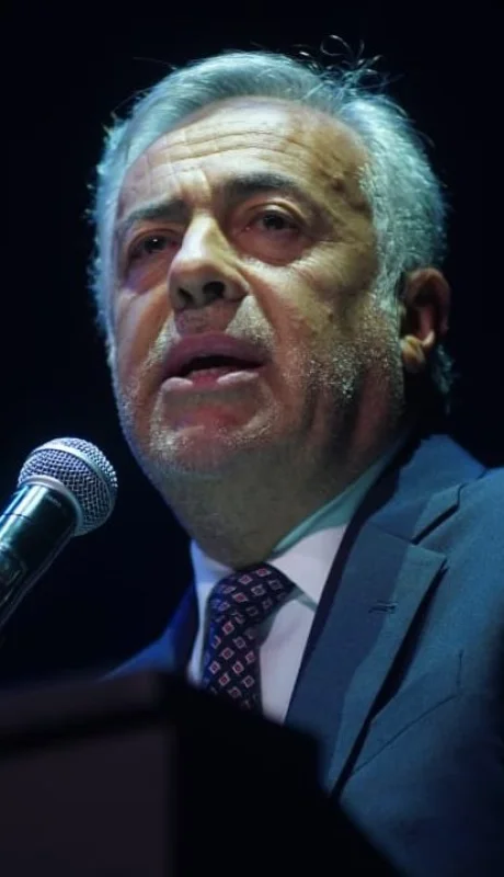 Alfredo Cornejo en el Consejo de Mayo