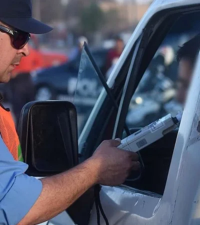 La multas de tránsito podrían pagarse con trabajo comunitario