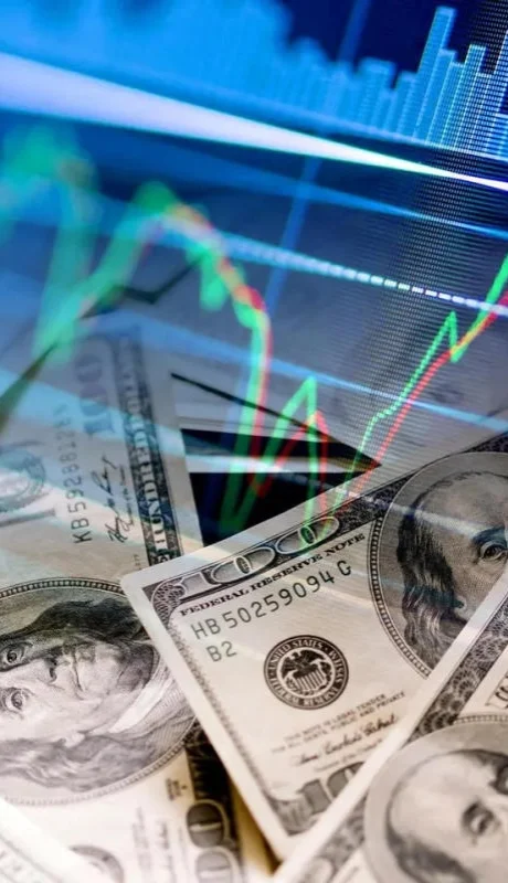 Dólar y bonos: así terminaron las cotizaciones tras el millonario desembolso del Gobierno