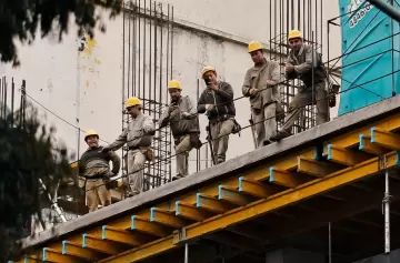 "La reforma laboral es una modernización que se queda corta con la informalidad"