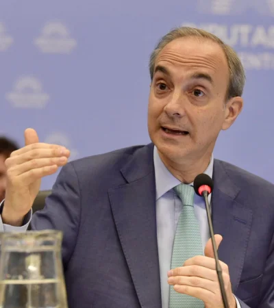 Carlos Torrendell, secretario de Educación