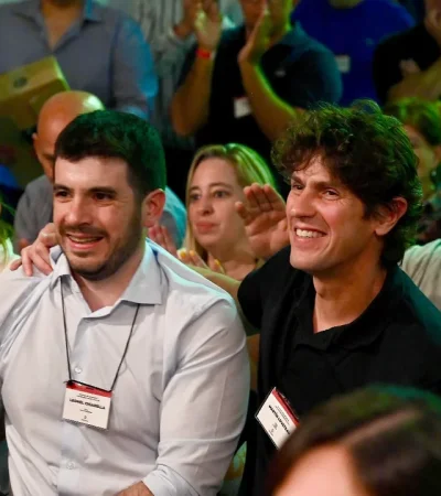 El nuevo presidente con su antecesor