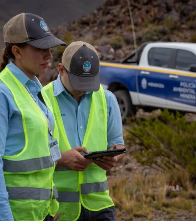 En la PAM trabajan geólogos, agrimensores y abogados, que dependen del Ministerio de Energía y Ambiente.